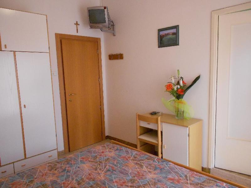 Hotel Vevey Rimini Kamer foto